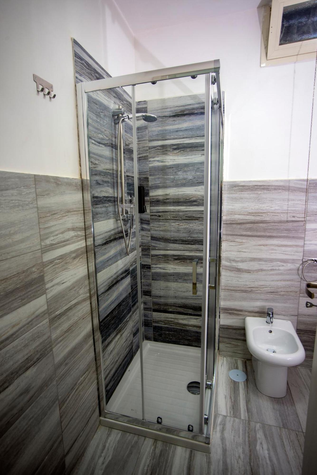 Na City Rooms Νάπολη Εξωτερικό φωτογραφία