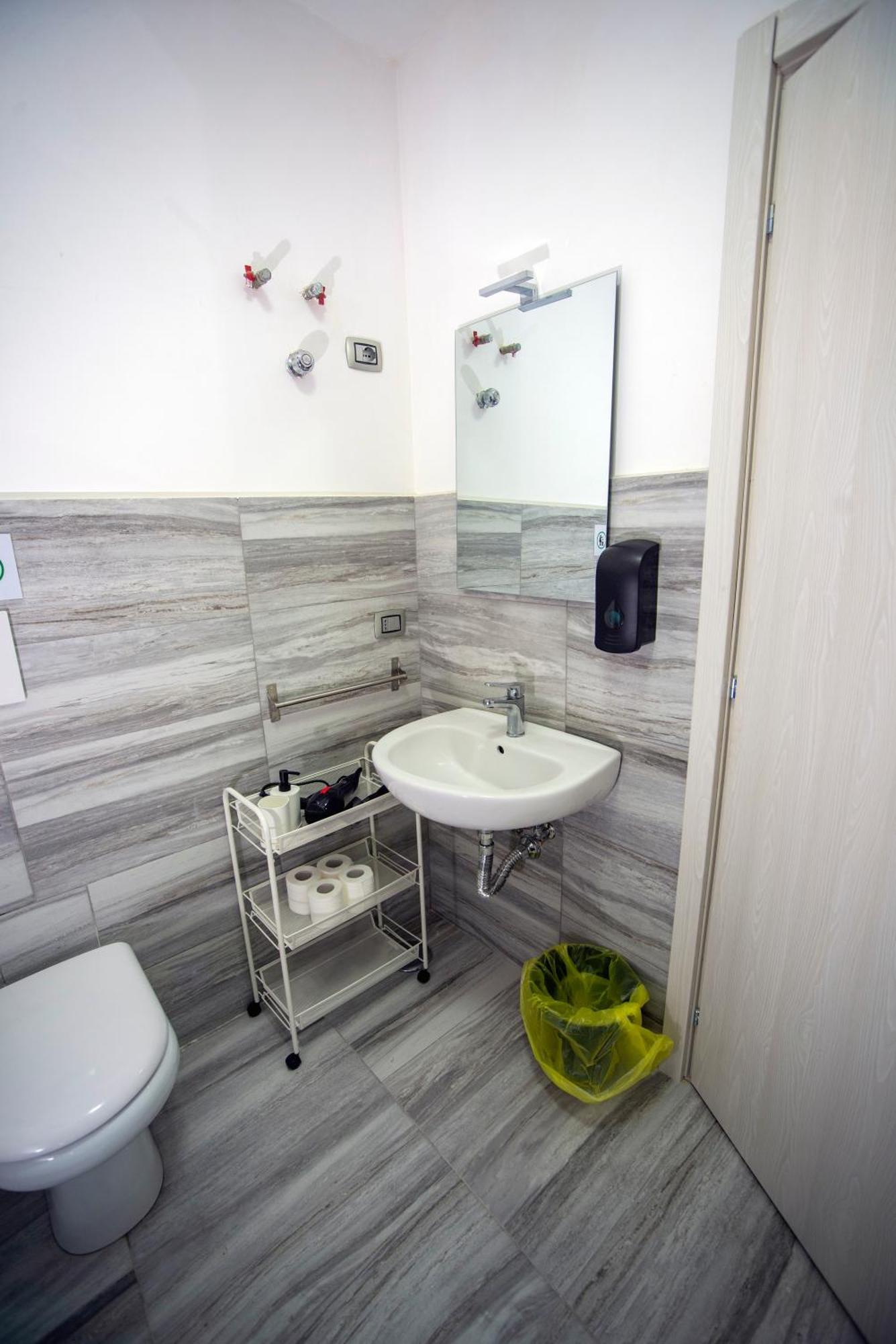 Na City Rooms Νάπολη Εξωτερικό φωτογραφία