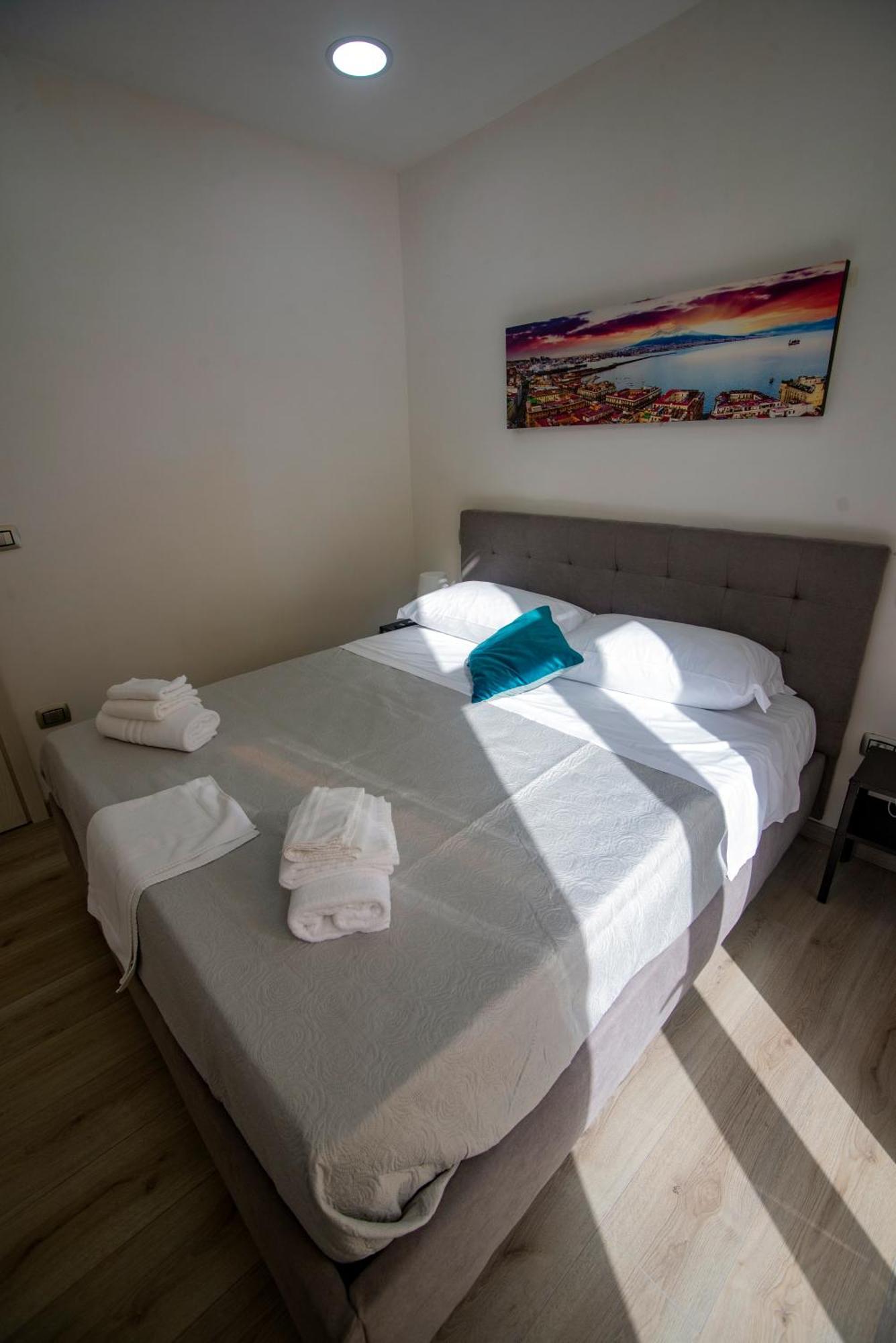 Na City Rooms Νάπολη Εξωτερικό φωτογραφία