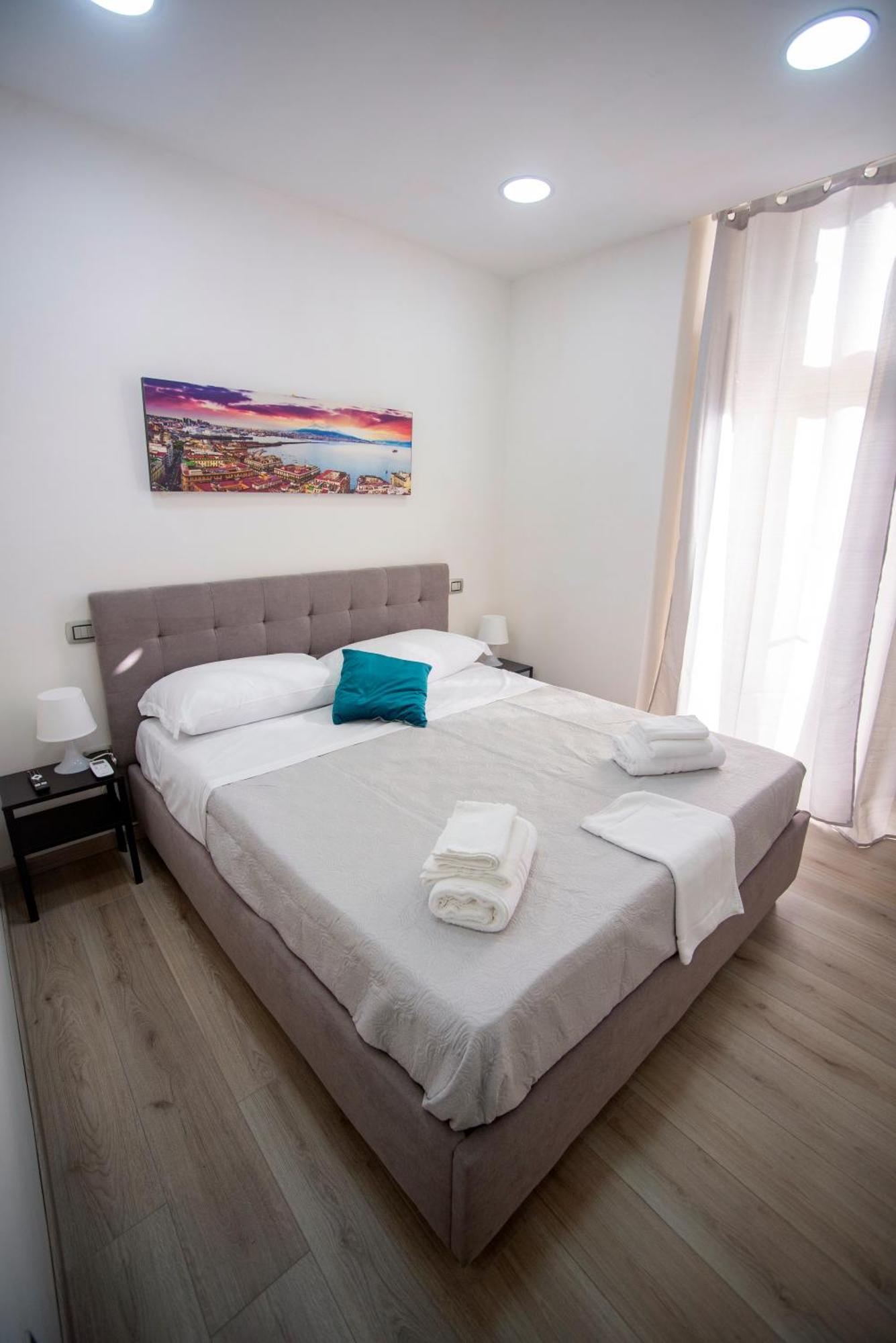 Na City Rooms Νάπολη Εξωτερικό φωτογραφία