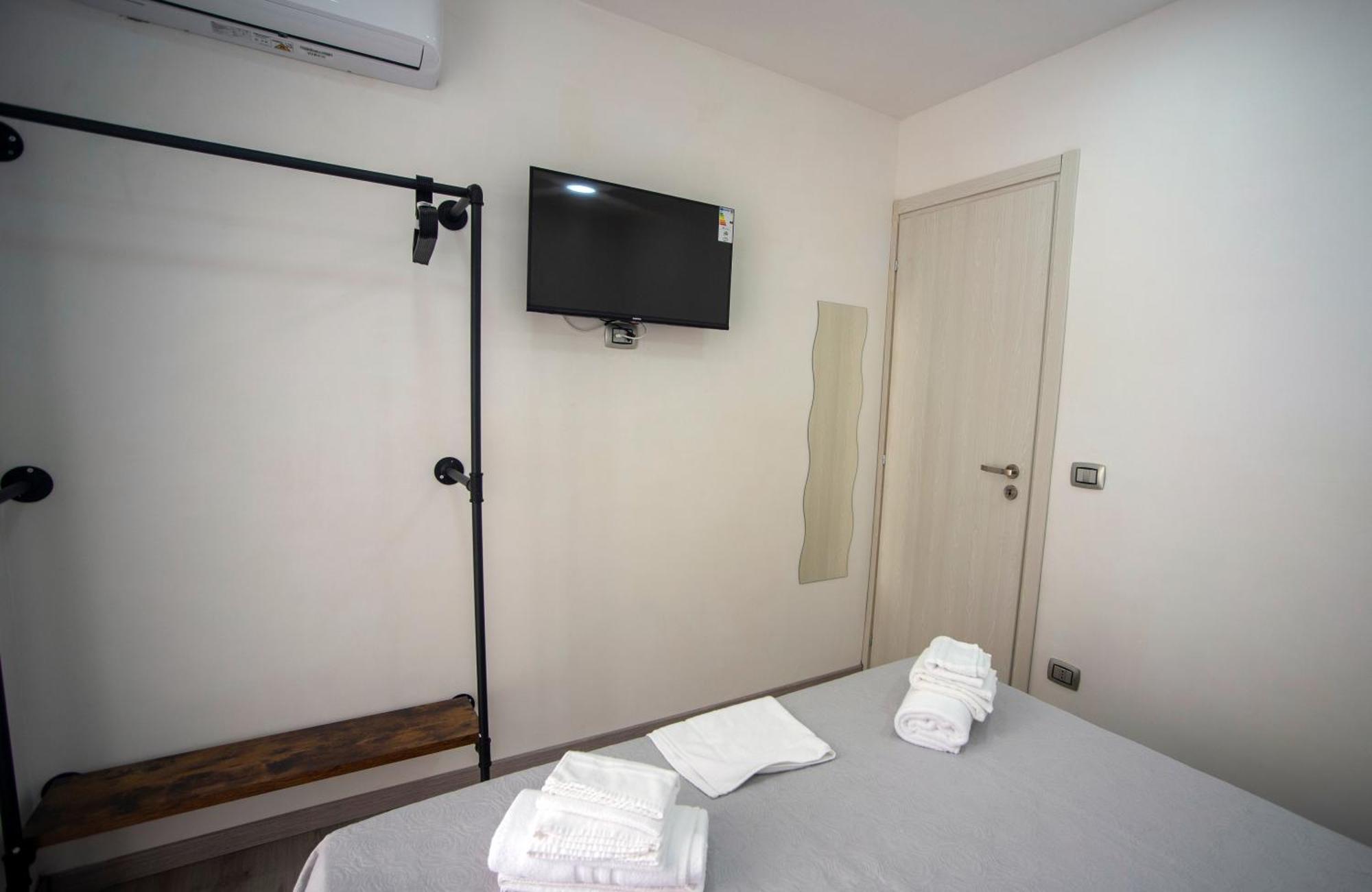 Na City Rooms Νάπολη Εξωτερικό φωτογραφία