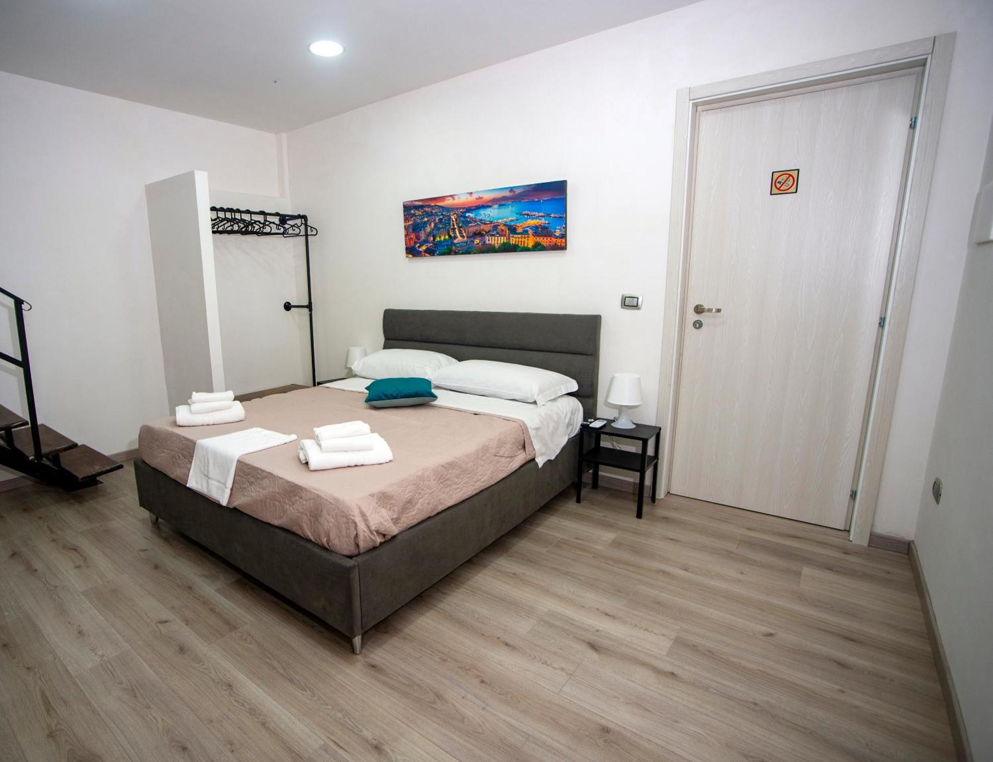 Na City Rooms Νάπολη Εξωτερικό φωτογραφία
