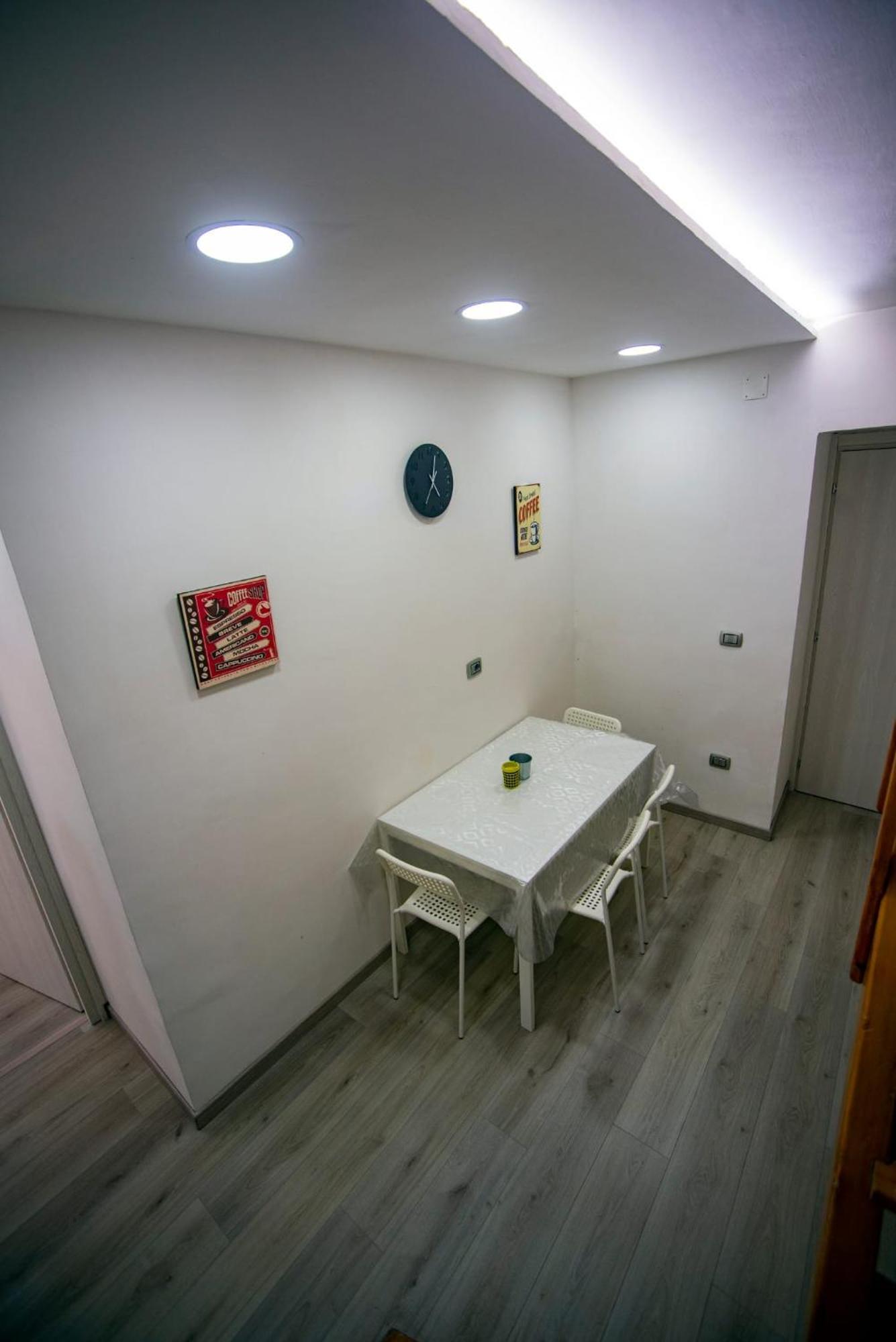 Na City Rooms Νάπολη Εξωτερικό φωτογραφία